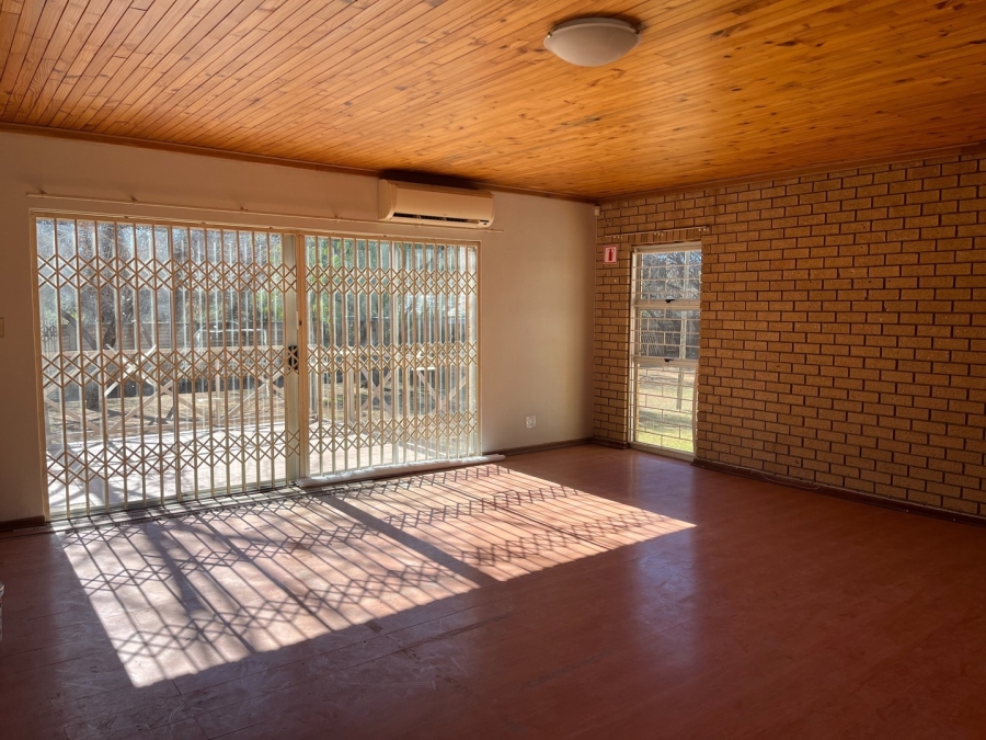 To Let 7 Bedroom Property for Rent in Groenvlei Sh Free State